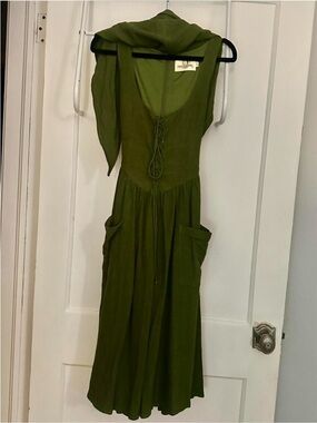 XXS Fashion Brand Company Moss Farm Chores Midi Dress